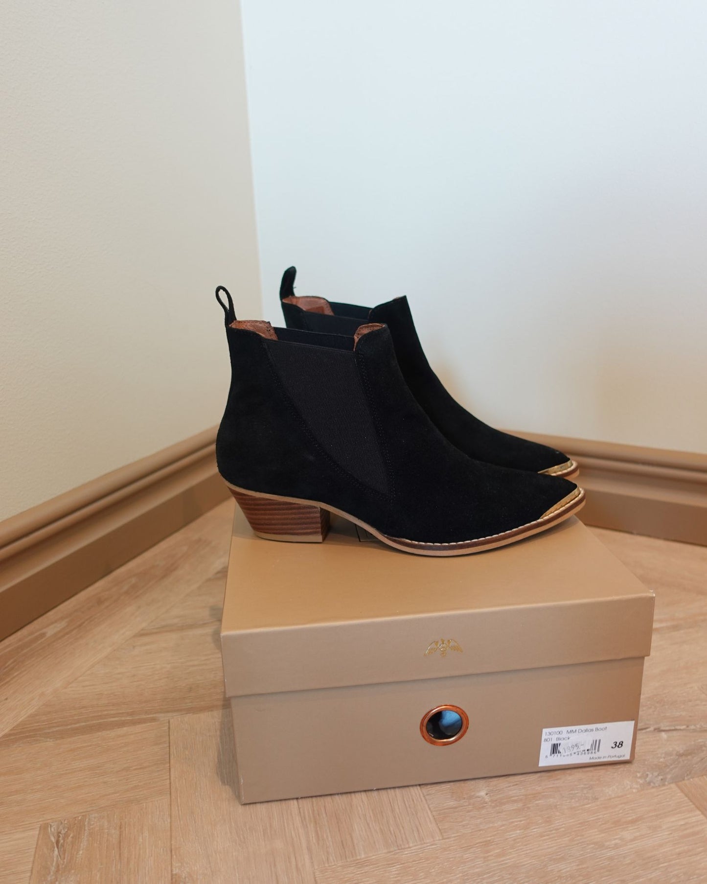 Mos Mosh Boots Size 38