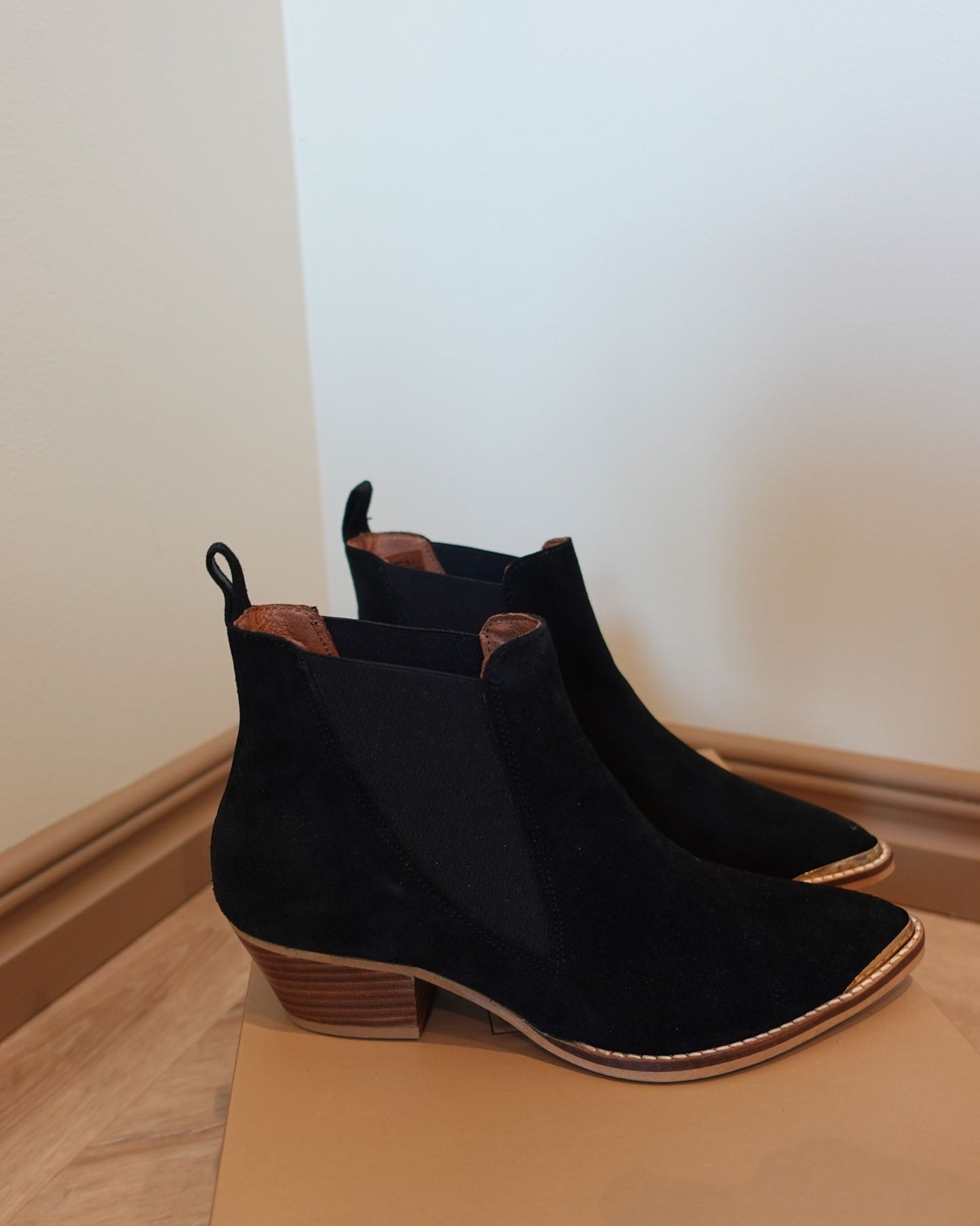 Mos Mosh Boots Size 38