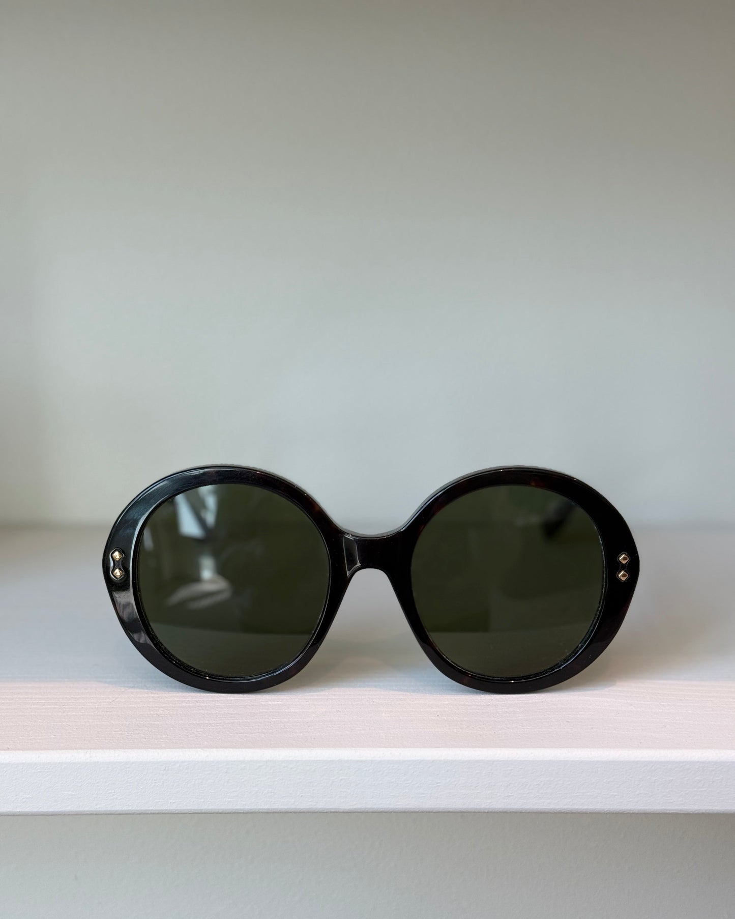 Preloved Gucci Sunglasses GG 1081S