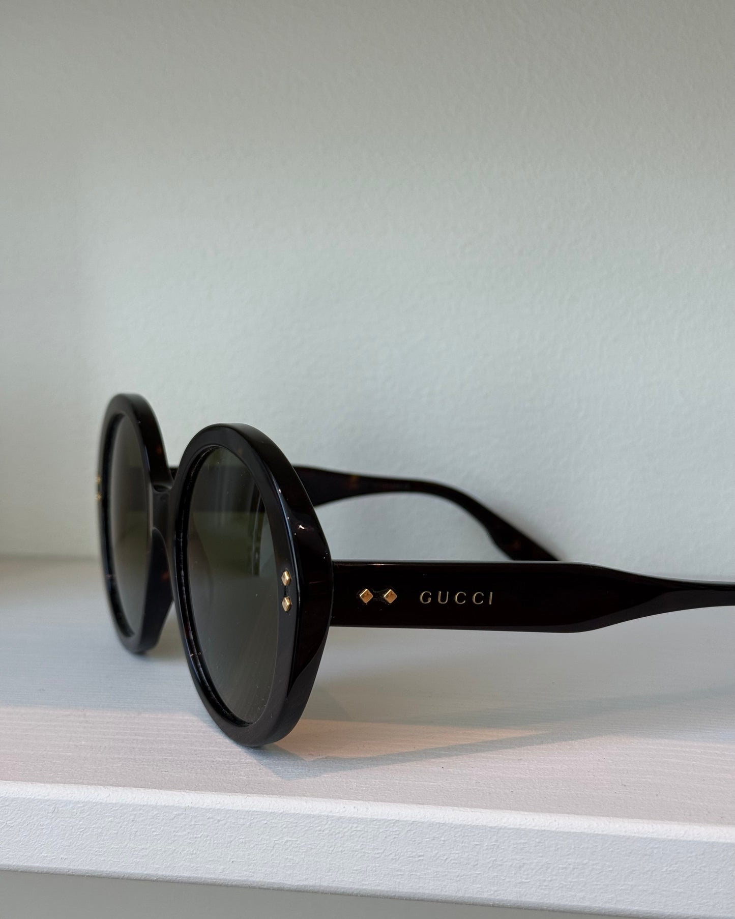 Preloved Gucci Sunglasses GG 1081S