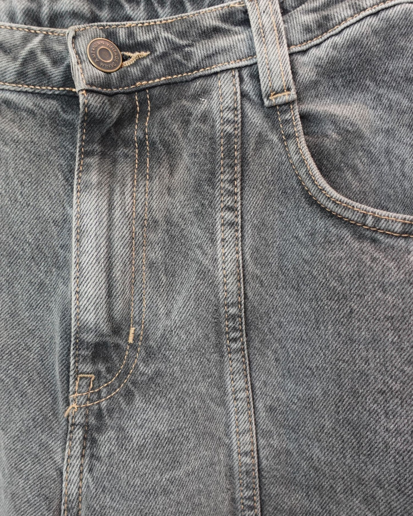 American Vintage Jeans Size 26